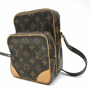 imgrc0091129766 Gucci GG Canvas One Shoulder Bag Handbag Black Leather