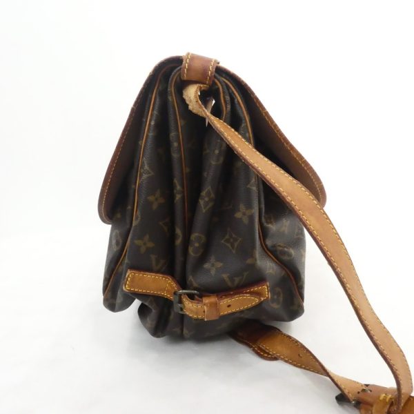 imgrc0091167046 Louis Vuitton Saumur 35 Shoulder Bag Monogram Brown