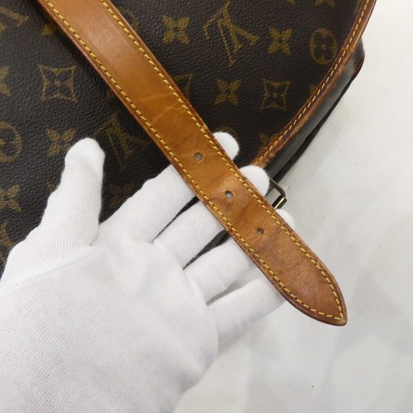 imgrc0091167051 Louis Vuitton Saumur 35 Shoulder Bag Monogram Brown