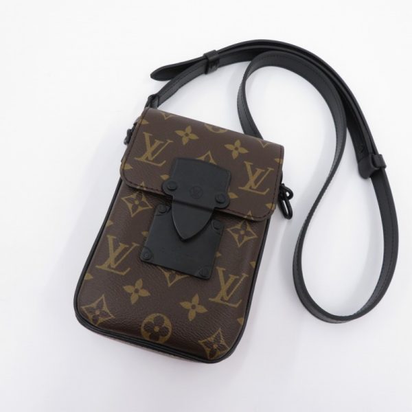 imgrc0091369583 Louis Vuitton S Lock Wearable Wallet Shoulder Bag Brown