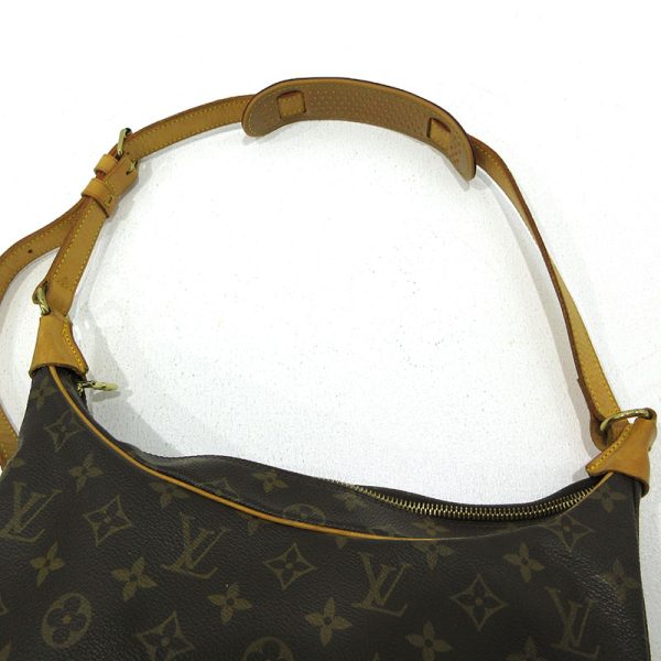 imgrc0091581770 Louis Vuitton Boulogne 30 Shoulder Bag Monogram Brown