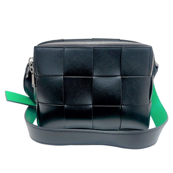 imgrc0091901047 Bottega Veneta Cassette Camera Bag Intrecciato Black Green