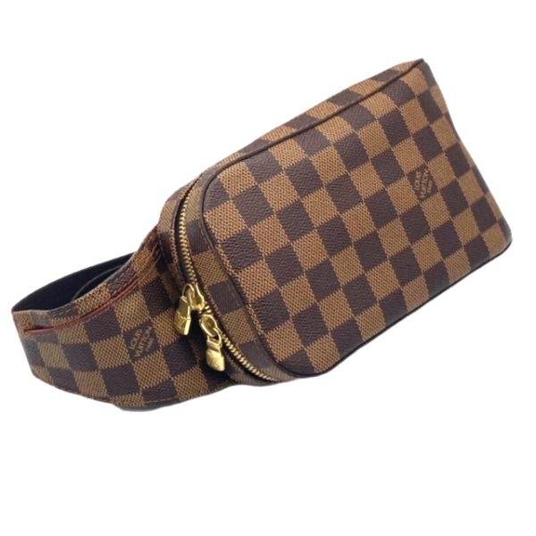 imgrc0092270715 Louis Vuitton Jeronimos Body Bag Damier Canvas Brown