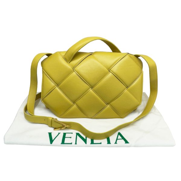 imgrc0092659144 Bottega Veneta Maxi Intrecciato Shoulder Bag 2WAY Leather Yellow