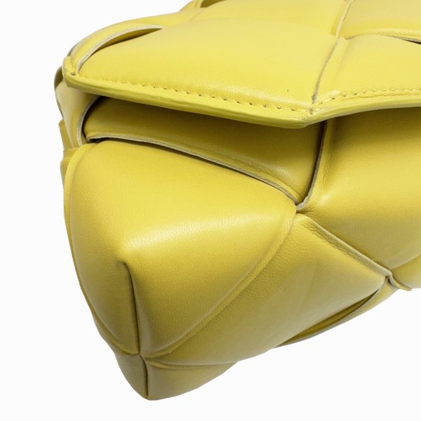 imgrc0092659150 Bottega Veneta Maxi Intrecciato Shoulder Bag 2WAY Leather Yellow