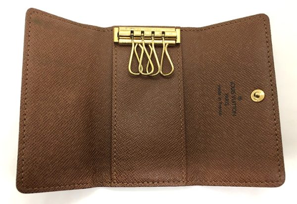 imgrc0093180353 Louis Vuitton Monogram Key Case Brown