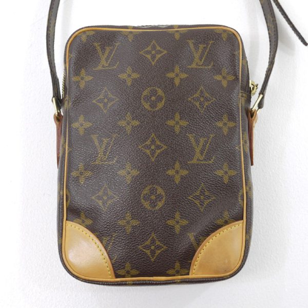 imgrc0094173679 Louis Vuitton Danube Shoulder Bag Monogram Brown