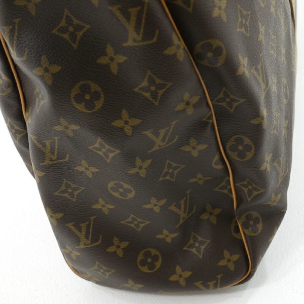 imgrc0095013060 Louis Vuitton Flannery 50 Shoulder Bag Monogram Brown