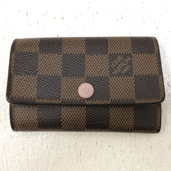 imgrc0095793337 Louis Vuitton Multicle 6 Key Case Damier Brown