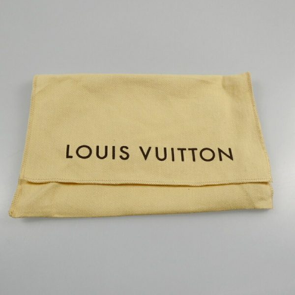 imgrc0095844243 Louis Vuitton Pochette Vernis Red