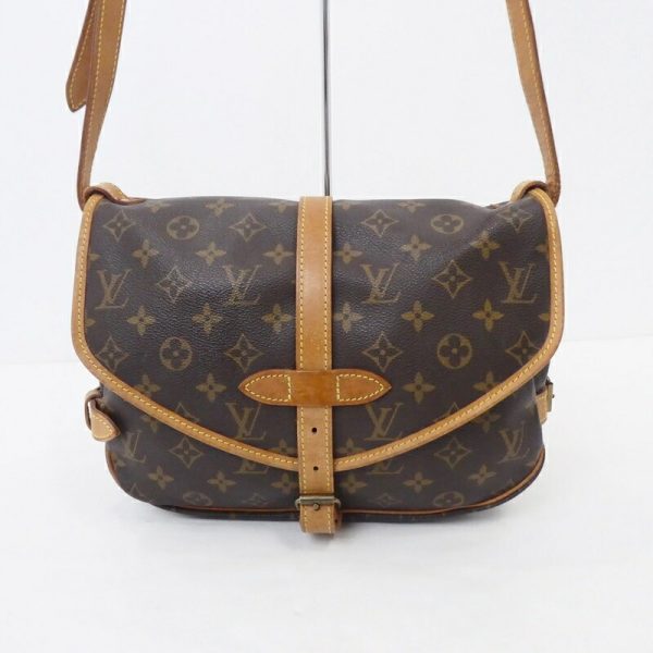 imgrc0095928378 Louis Vuitton Saumur 30 Shoulder Bag Monogram Brown