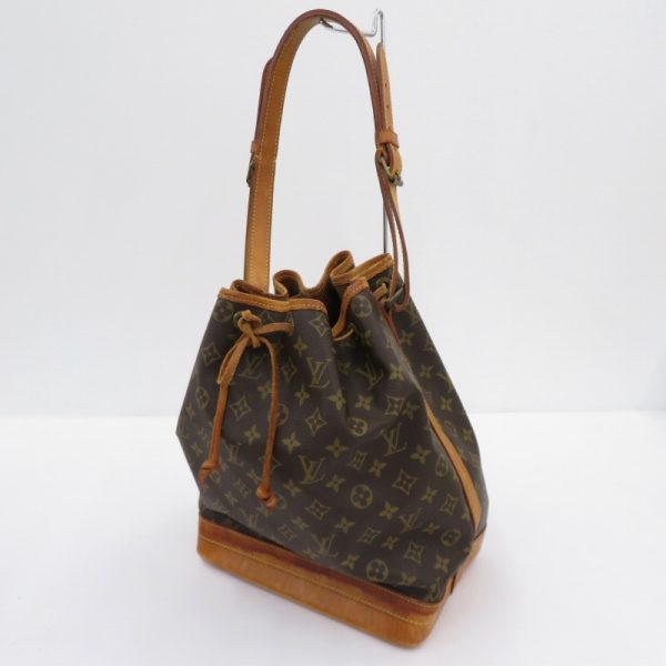 imgrc0095965415 Louis Vuitton Noe Shoulder Bag Monogram Brown