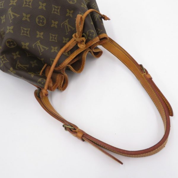 imgrc0095965419 Louis Vuitton Noe Shoulder Bag Monogram Brown