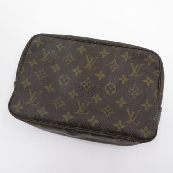 imgrc0096021473 Louis Vuitton Truth Toilette 23 Clutch Bag Monogram Brown