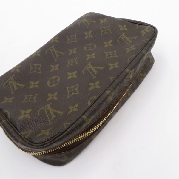 imgrc0096021477 Louis Vuitton Truth Toilette 23 Clutch Bag Monogram Brown