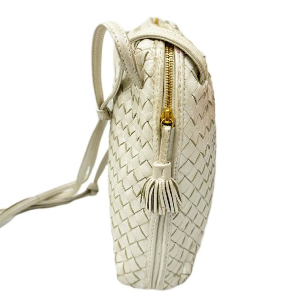 imgrc0096030249 Bottega Veneta Shoulder Bag Intrecciato Champagne White Ivory