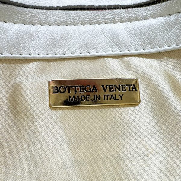 imgrc0096030261 Bottega Veneta Shoulder Bag Intrecciato Champagne White Ivory