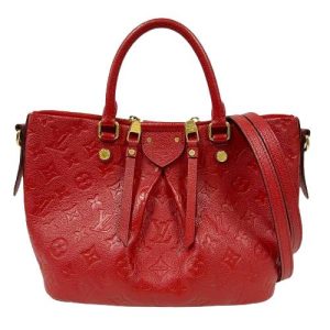 imgrc0096030440 Celine Psus 16 Small Saise Leather Shoulder Bag