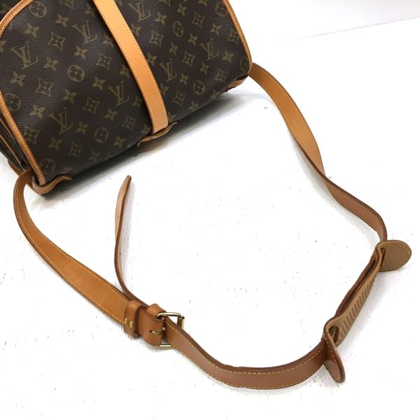 imgrc0096052143 Louis Vuitton Saumur 35 Shoulder Bag Monogram Brown