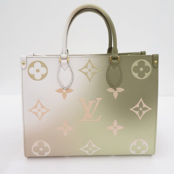 imgrc0096175941 Louis Vuitton On the Go MM Handbag Beige