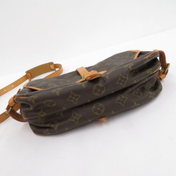 imgrc0096297361 Louis Vuitton Saumur 30 Shoulder Bag Brown