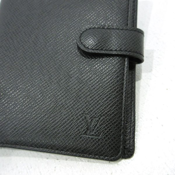 imgrc0096345437 Louis Vuitton Taiga Agenda PM Notebook Black