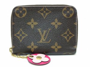 imgrc0096420476 Louis Vuitton Tote Bag Tufted Monogram Urs Fisher Collaboration