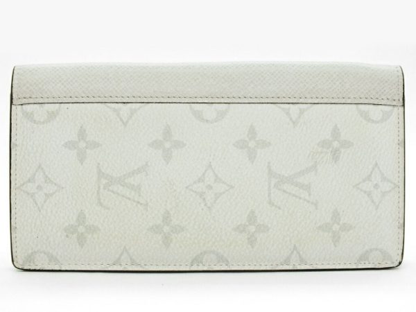 imgrc0096475477 Louis Vuitton Taigarama Brother Wallet White