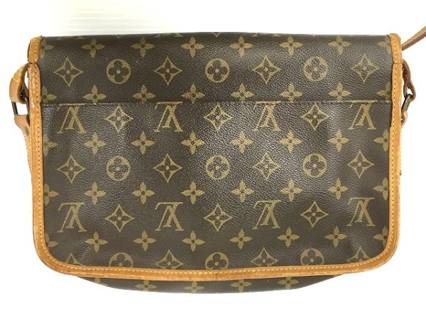 imgrc0098076745 Louis Vuitton Shoulder Bag Monogram Gibessière MM