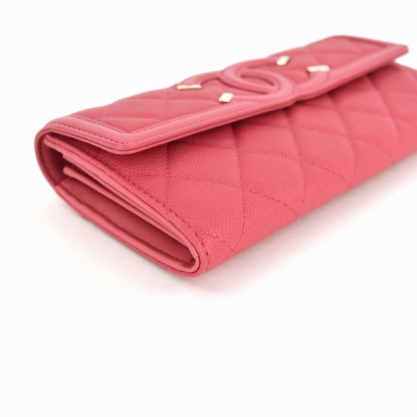 imgrc0098935362 Chanel long pink CC Figly wallet caviar skin matelasse