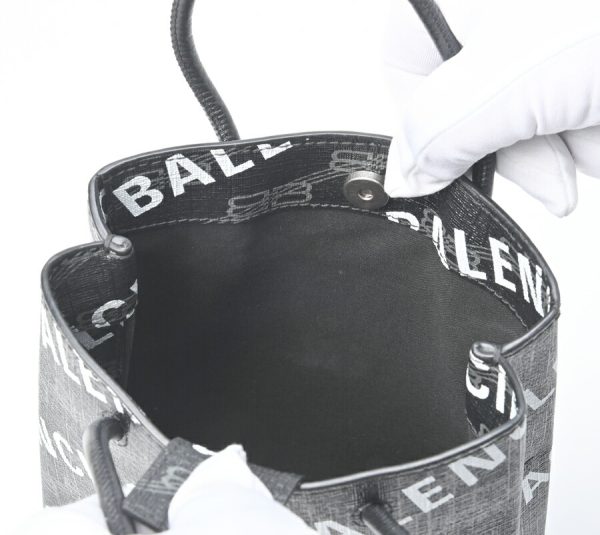 imgrc0101469635 Balenciaga Large Shopping Bag All Over Logo