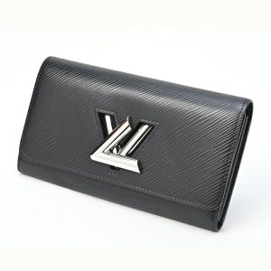 imgrc0101741404 Louis Vuitton Discovery Compact Wallet Cobalt Blue