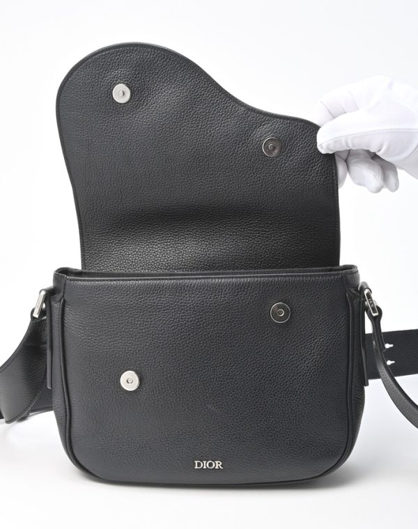 imgrc0102515974 Dior Saddle Messenger Bag Black