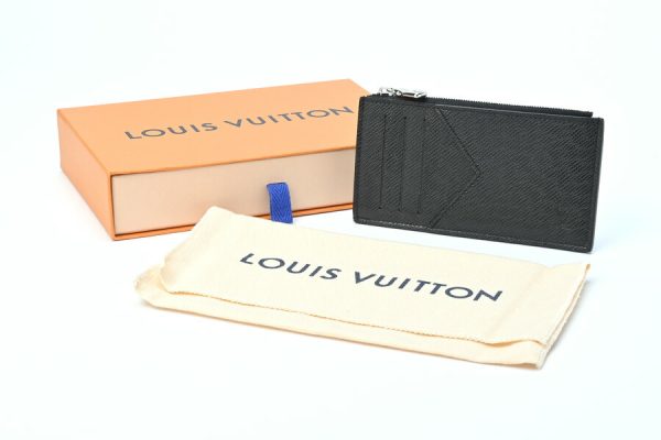 imgrc0102980267 Louis Vuitton Coin Card Holder Zip Card Case Taiga Noir