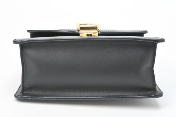 imgrc0103001424 Gucci Sylvie Top Handle Bag Shoulder Bag Black