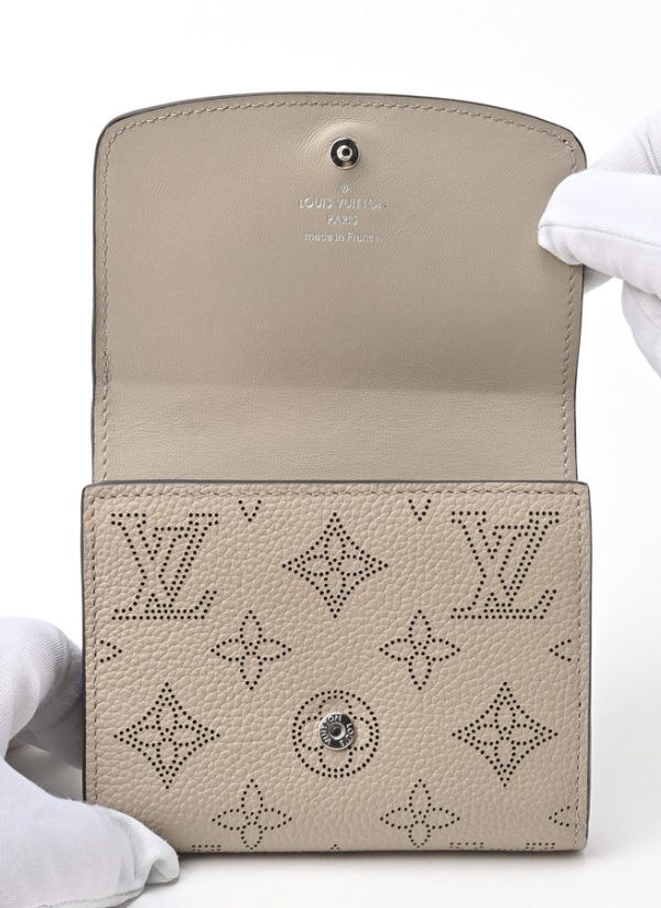 imgrc0103143803 Louis Vuitton Portefeuil Iris Mahina Galle