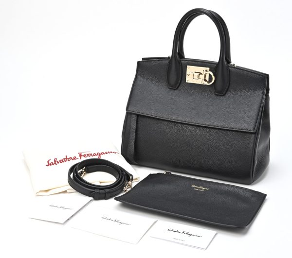 imgrc0103150253 Salvatore Ferragamo Studio Bag Small Black