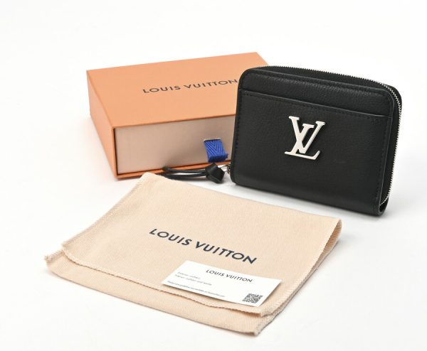 imgrc0103578312 Louis Vuitton Lock Me Coin Zippy Black