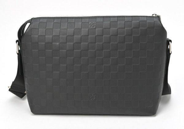 imgrc0103647047 Louis Vuitton Discovery Messenger PM Damier Infini Noir