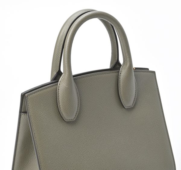 imgrc0104004695 Salvatore Ferragamo Studio BoBag Khaki