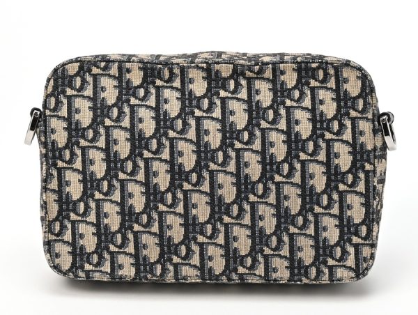 imgrc0104092359 Dior Safari Messenger Bag Oblique Jacquard