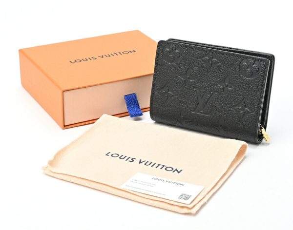 imgrc0104219900 Louis Vuitton Claire Wallet Monogram Empreinte Black