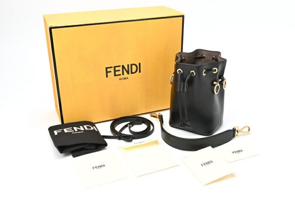 imgrc0104228678 Fendi Mon Tresor Mini Bag Black