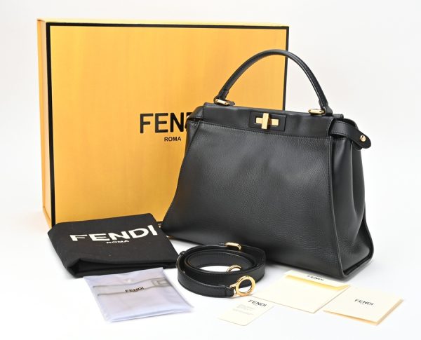 imgrc0104336908 Fendi Peekaboo Regular Calf Black