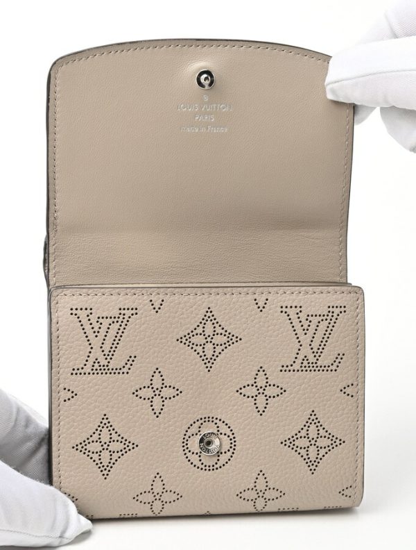 imgrc0104414624 Louis Vuitton Portefeuil Iris Mahina Gale