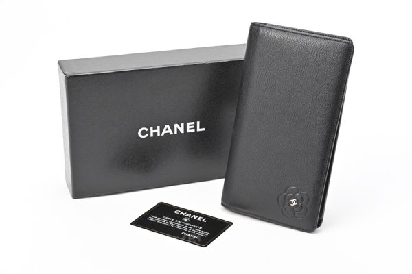 imgrc0104521296 Chanel Camellia BifLong Wallet Black