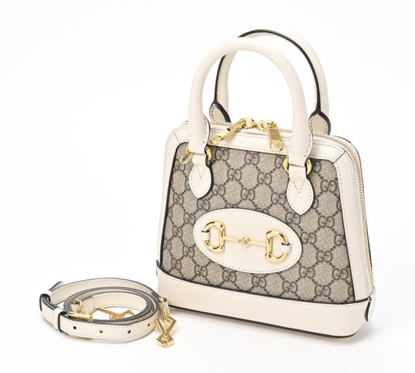 imgrc0104601130 Gucci Horsebit 1955 Mini Top Handle Bag GG Supreme White