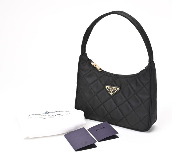 imgrc0104962221 Prada Quilted Shoulder Bag Nylon Black