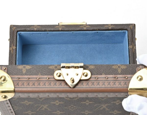 imgrc0105280547 Louis Vuitton Coffret Tresor 20 Monogram Blue