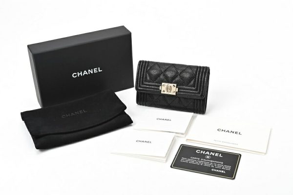 imgrc0105408090 Chanel Boy Chanel Flap Card Case Coin Case Caviar Skin Black